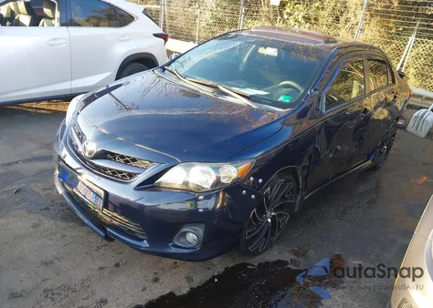 2013 Toyota Corolla S z USA, uszkodzony, nr VIN 2T1BU4EE9DC951642